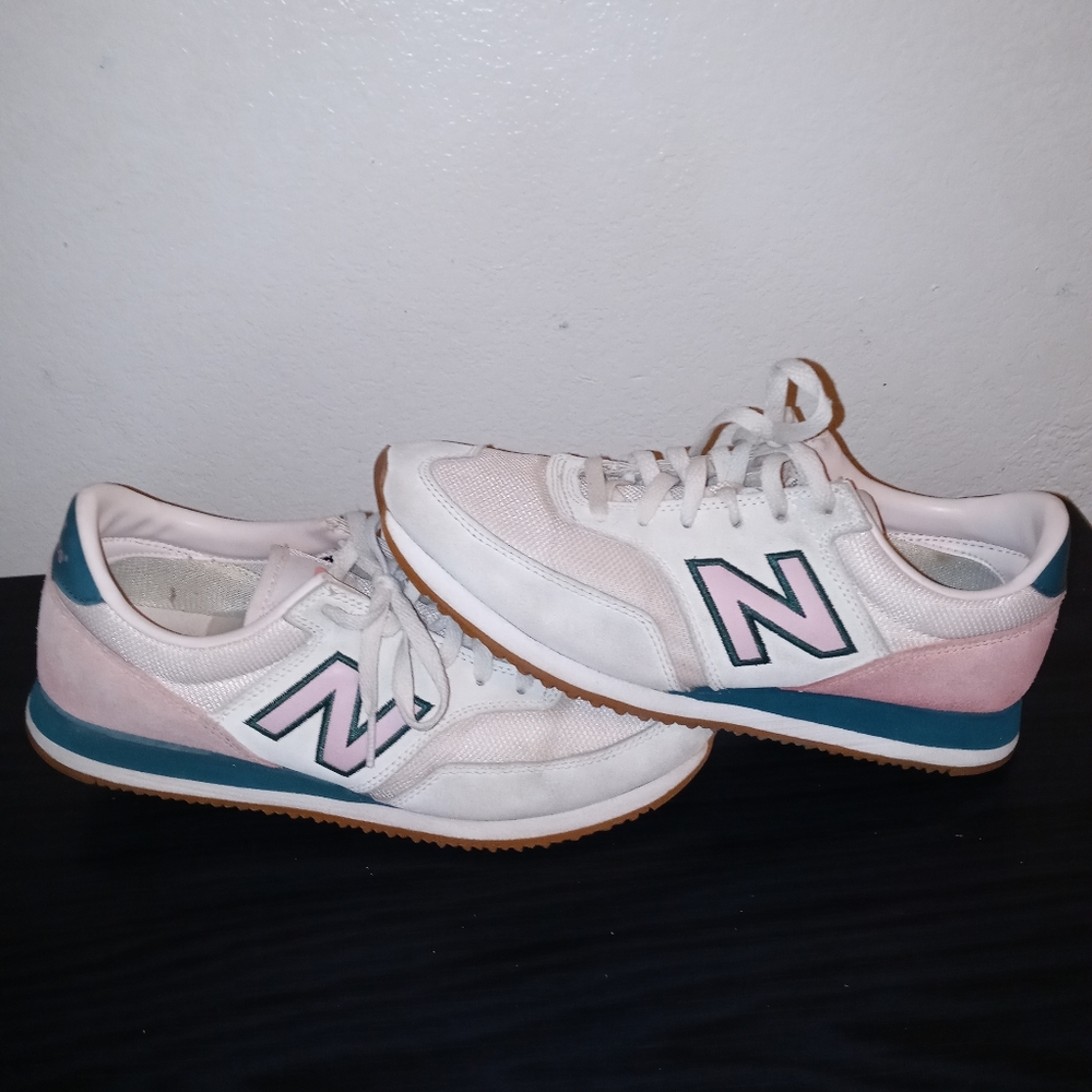 Woman shoes